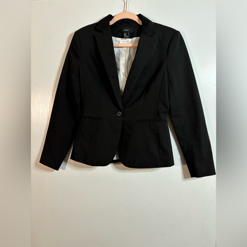 Forever 21 Black Classic Blazer
